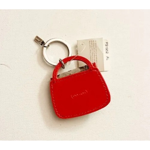 ❤️ Cute. Coach Keychain. - Picture 3 of 14